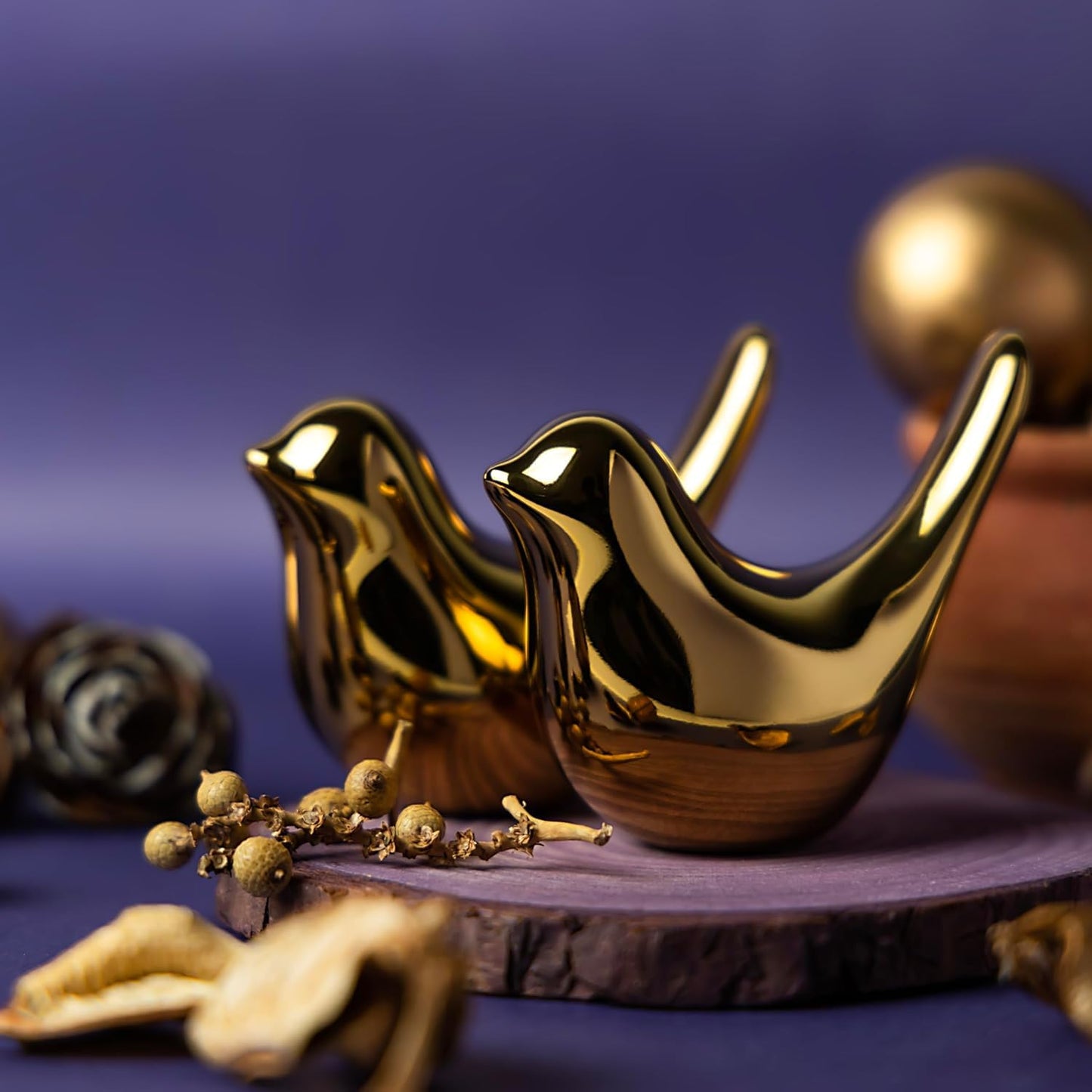 Keskriva Ceramic Blessing Birds Figurine for Home Decor Living Room, Bedroom, Office Desk, Cabinets Small Animal Statues Cute Modern Love Statue Sculpture Solid Luxurious Fashionable(Pack of 2,Golden
