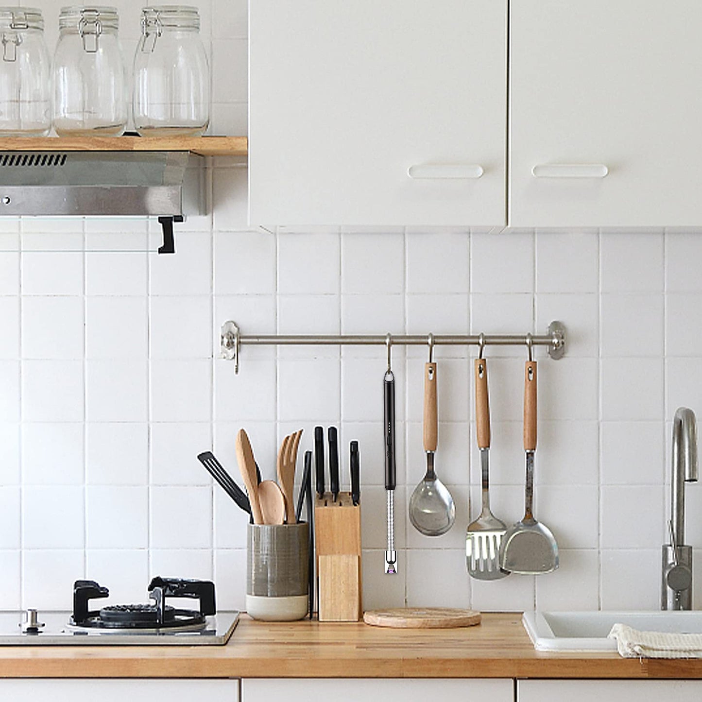 Light Arc, Electric Lighter, USB Rechargeable Electric LED Display Stick Lighter with Long Flexible Neck Suitable for Kitchen, Lights, Gas Stoves, Barbecue (Red)